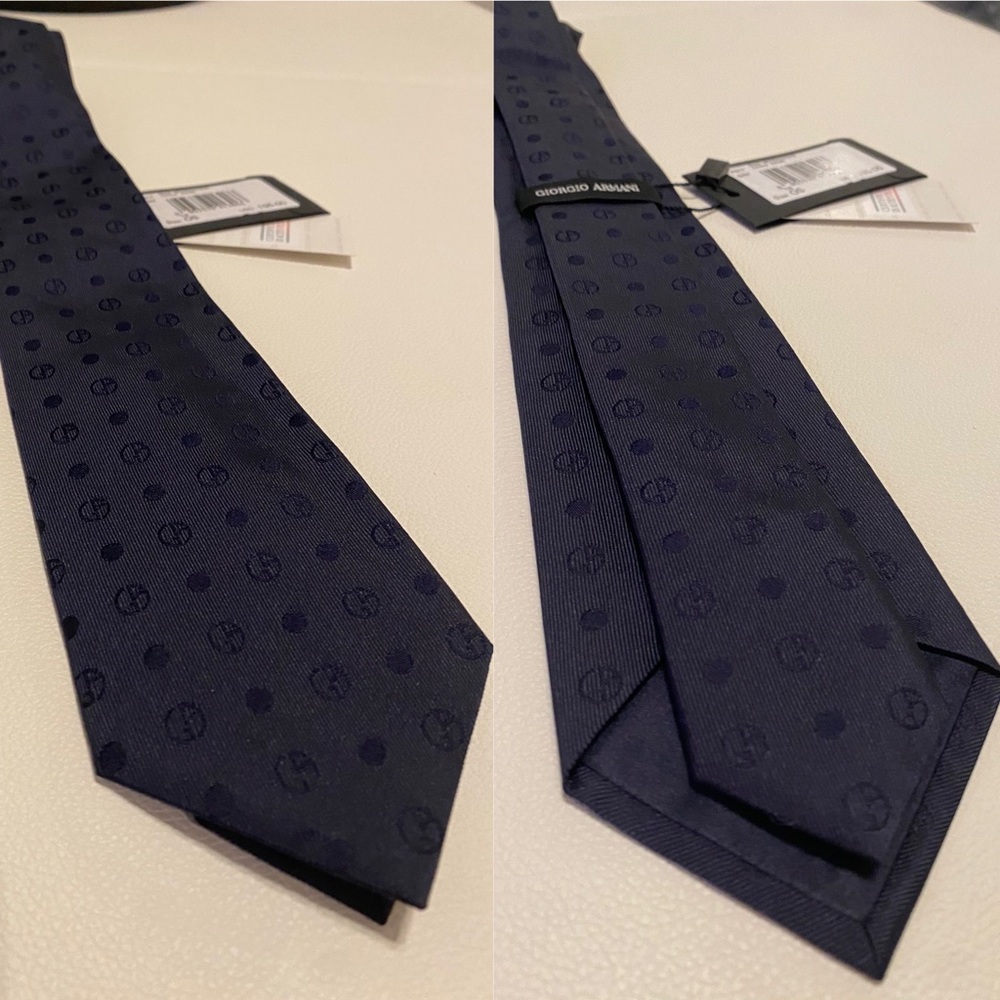 Giorgio Armani Silk Embroidered Tie